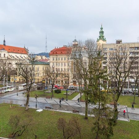 В Центрі Біля Ратуші Вулиця Площа Ринок 11 Lviv Exterior foto